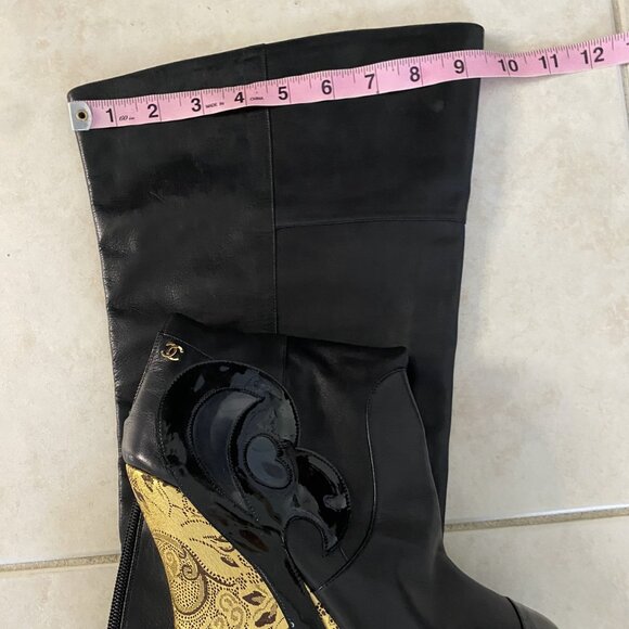 CHANEL Paris-Moscow Thigh-High Cap-Toe Black Leather Boots Size 38.5" - Picture 4 of 16